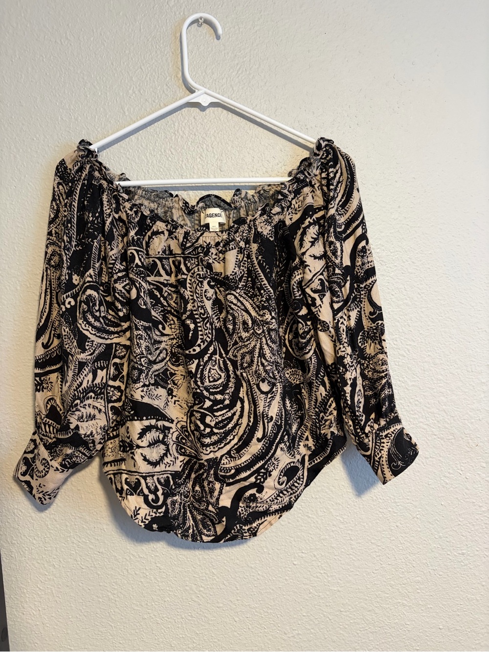 L'AGENCE Black & Cream Paisley Off-Shoulder Blouse